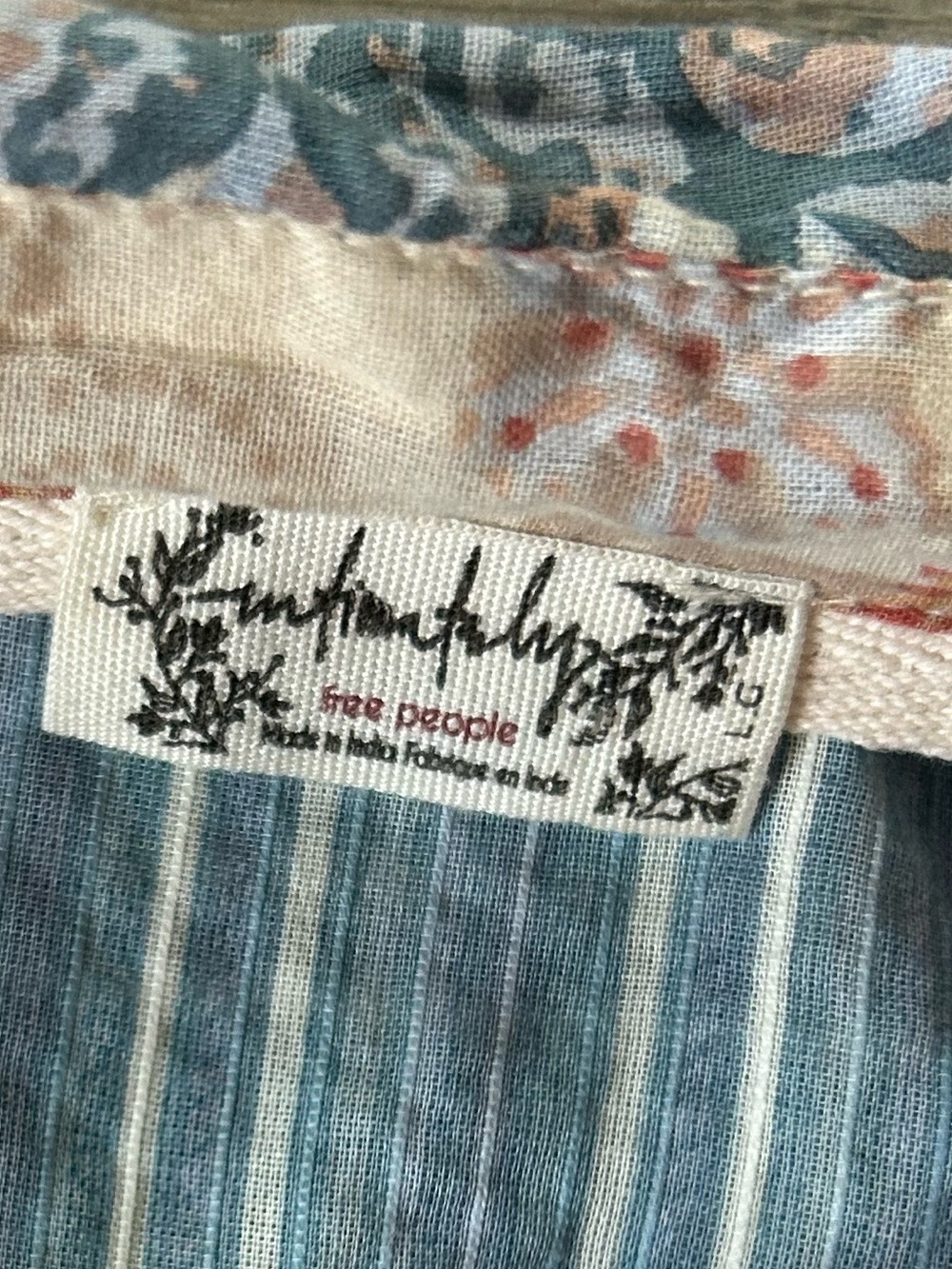 Free People Lucky In Love Mixed Media Oversized Boho Shirt Size Large - Picture 12 of 14